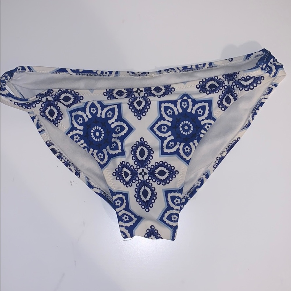 Blue and white flower bikini bottom